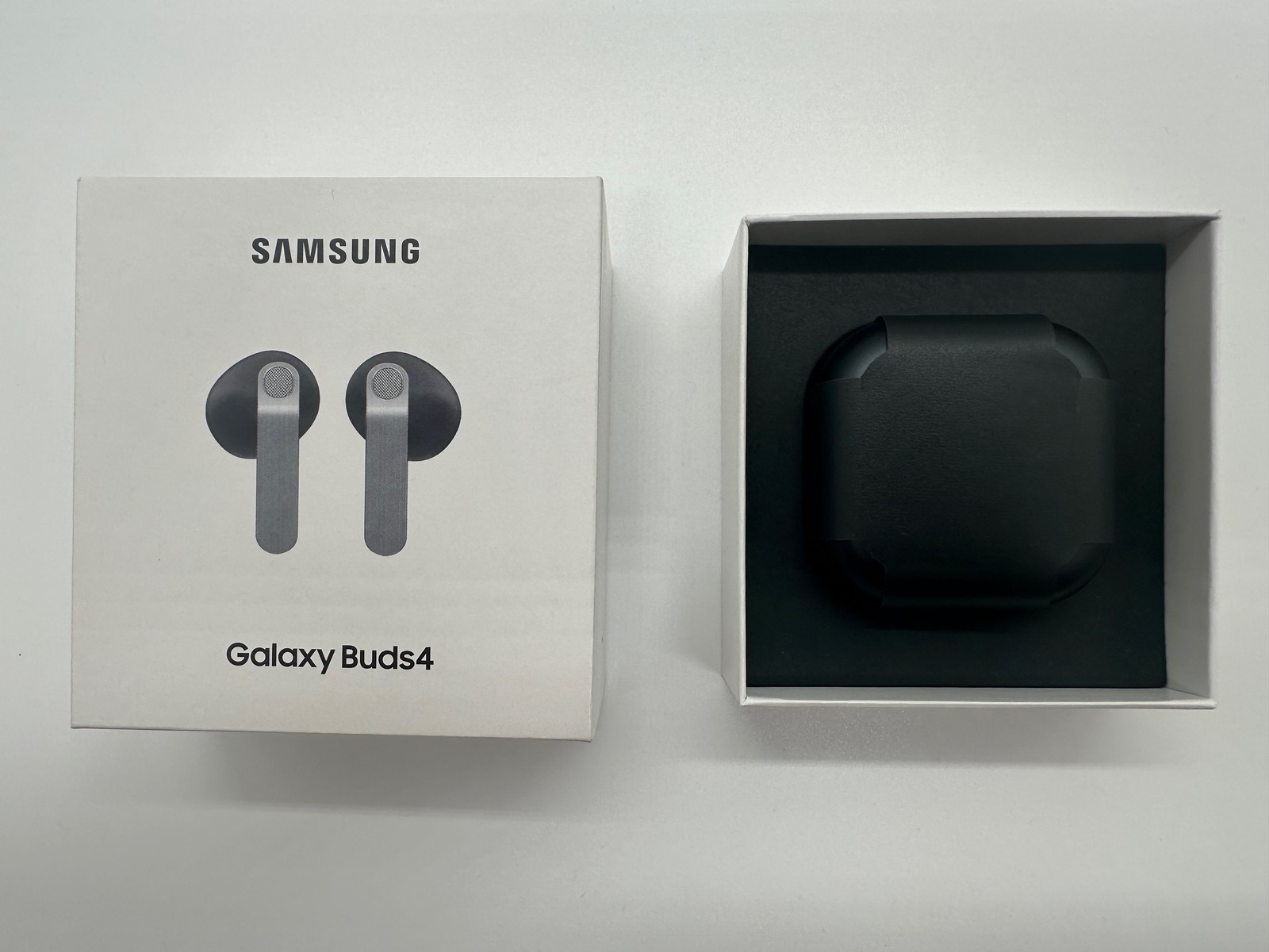 SAMSUNG Galaxy Buds4, In-ear Kopfhörer Bluetooth Schwarz NEU